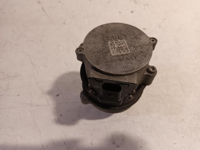 Begagnade Vattenpump Audi A4 Pris € 95,00 Marginaltabell erbjuds av Van der Ven Autorecycling B.V.