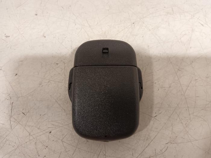 Begagnade Regnsensor Kia Rio Pris € 25,00 Marginaltabell erbjuds av Van der Ven Autorecycling B.V.