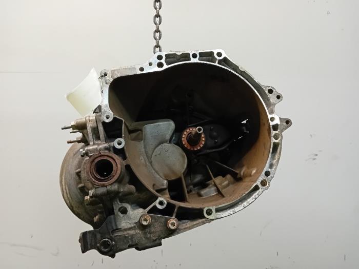 Gebrauchte Getriebe Peugeot 308 Preis € 74,99 Margenregelung angeboten von Van der Ven Autorecycling B.V.