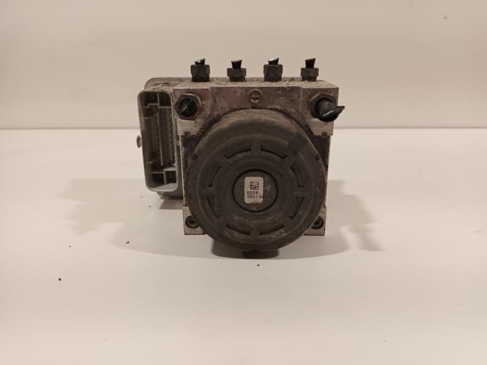 Usagé Pompe ABS Peugeot 208 Prix € 125,00 Règlement à la marge proposé par Van der Ven Autorecycling B.V.