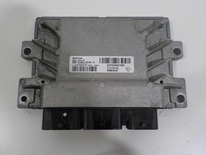 Used Engine management computer Renault Zoe Price € 215,00 Margin scheme offered by Van der Ven Autorecycling B.V.