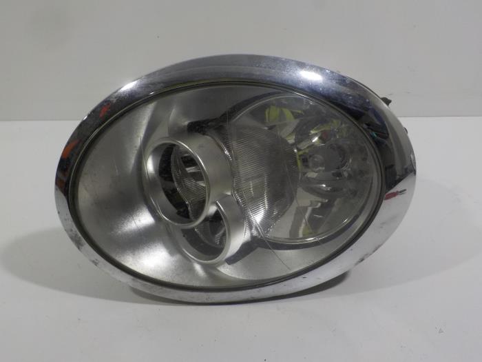 Używane Reflektor lewy Austin Mini Cena € 34,99 Procedura marży oferowane przez Van der Ven Autorecycling B.V.