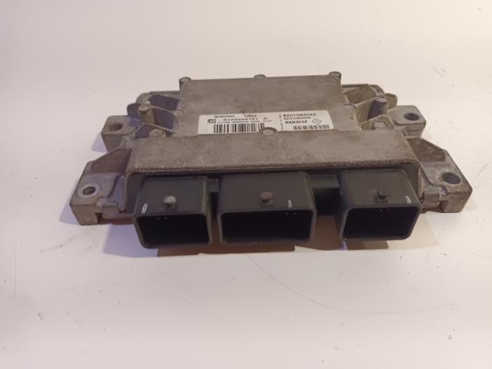 Used Engine management computer Dacia Sandero Price € 170,00 Margin scheme offered by Van der Ven Autorecycling B.V.