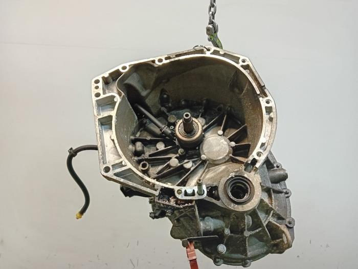 Gebrauchte Getriebe Renault Megane Preis € 99,99 Margenregelung angeboten von Van der Ven Autorecycling B.V.