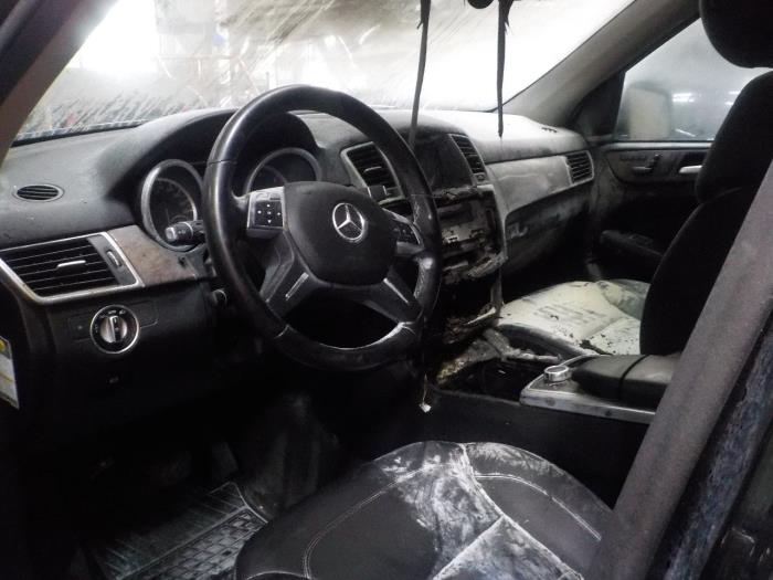 Ordinateur divers d'un Mercedes ML-Klasse 2012