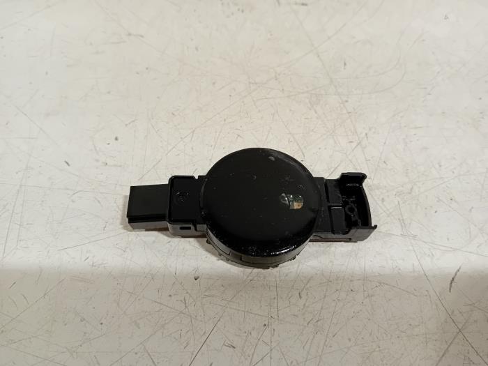 Gebrauchte Regensensor Mini Mini Preis € 25,00 Margenregelung angeboten von Van der Ven Autorecycling B.V.