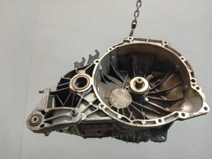 Gebrauchte Getriebe Ford Mondeo Preis € 149,99 Margenregelung angeboten von Van der Ven Autorecycling B.V.