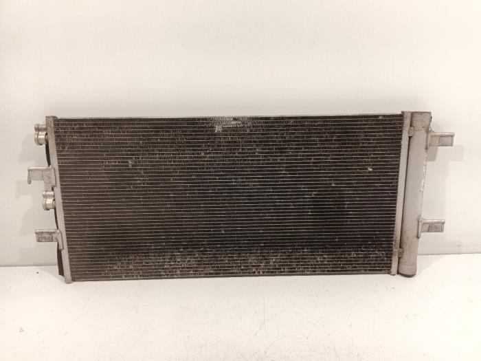 Begagnade AC-radiator Mini Mini Pris € 105,00 Marginaltabell erbjuds av Van der Ven Autorecycling B.V.