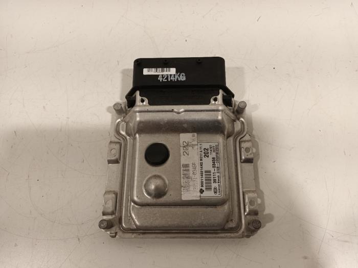 Used Engine management computer Kia Rio Price € 165,00 Margin scheme offered by Van der Ven Autorecycling B.V.