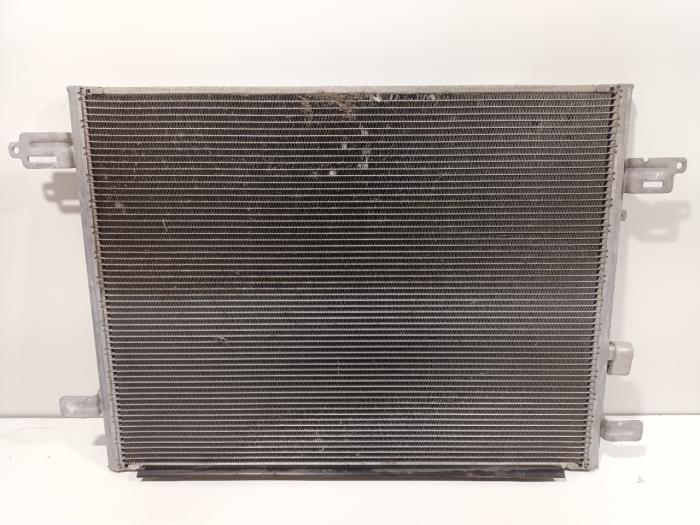 Begagnade AC-radiator Renault Zoe Pris € 85,00 Marginaltabell erbjuds av Van der Ven Autorecycling B.V.