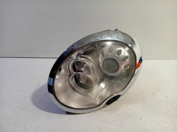 Używane Reflektor prawy Austin Mini Cena € 174,99 Procedura marży oferowane przez Van der Ven Autorecycling B.V.
