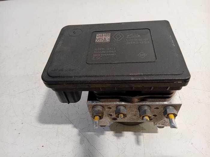 Gebrauchte ABS Pumpe Dacia Lodgy Preis € 85,00 Margenregelung angeboten von Van der Ven Autorecycling B.V.