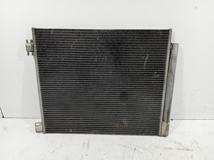 Begagnade AC-radiator Renault Kadjar Pris € 70,00 Marginaltabell erbjuds av Van der Ven Autorecycling B.V.