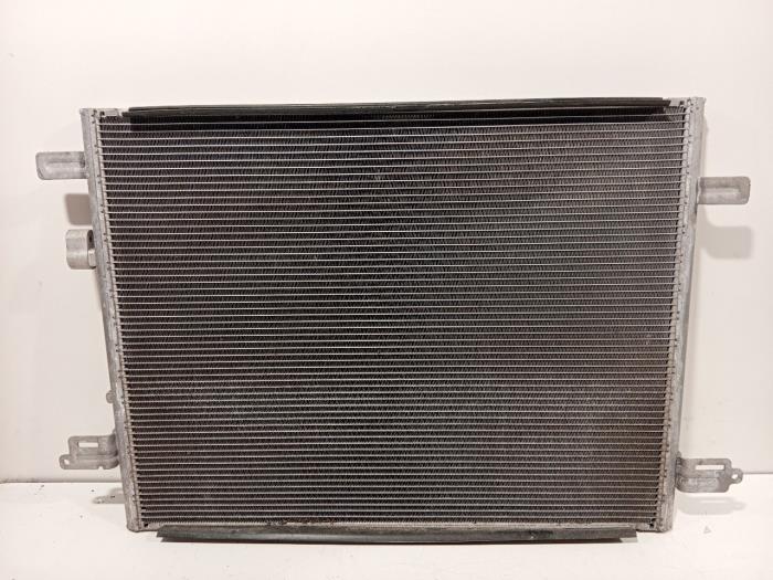 Begagnade AC-radiator Renault Zoe Pris € 85,00 Marginaltabell erbjuds av Van der Ven Autorecycling B.V.