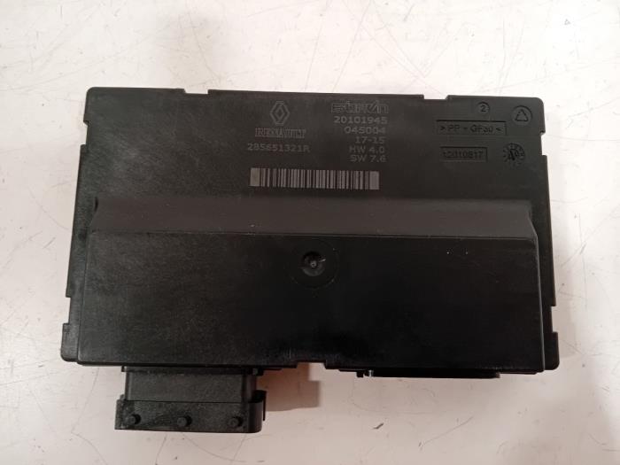 Begagnade Sätesdator Renault Grand Scenic Pris € 39,95 Marginaltabell erbjuds av Van der Ven Autorecycling B.V.