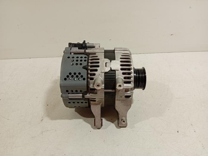 Gebrauchte Dynamo Ford Focus Preis € 179,00 Margenregelung angeboten von Van der Ven Autorecycling B.V.