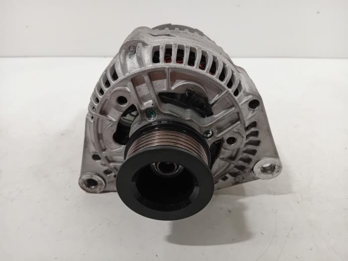 Begagnade Dynamo Mercedes ML-Klasse Pris € 150,00 Marginaltabell erbjuds av Van der Ven Autorecycling B.V.