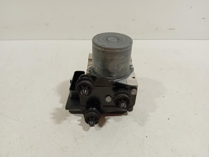 Bloc ABS d'un Audi A4 2013