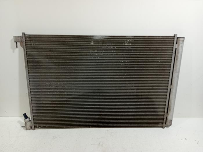 Begagnade AC-radiator Mercedes C-Klasse Pris € 65,00 Marginaltabell erbjuds av Van der Ven Autorecycling B.V.