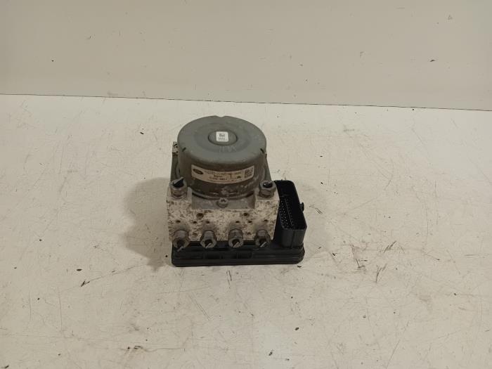 Begagnade ABS-pump Ford KA Pris € 150,00 Marginaltabell erbjuds av Van der Ven Autorecycling B.V.