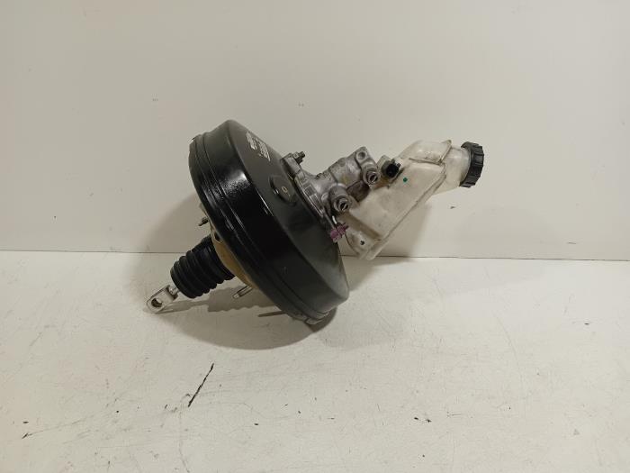 Begagnade Bromsservo Ford KA Pris € 55,00 Marginaltabell erbjuds av Van der Ven Autorecycling B.V.