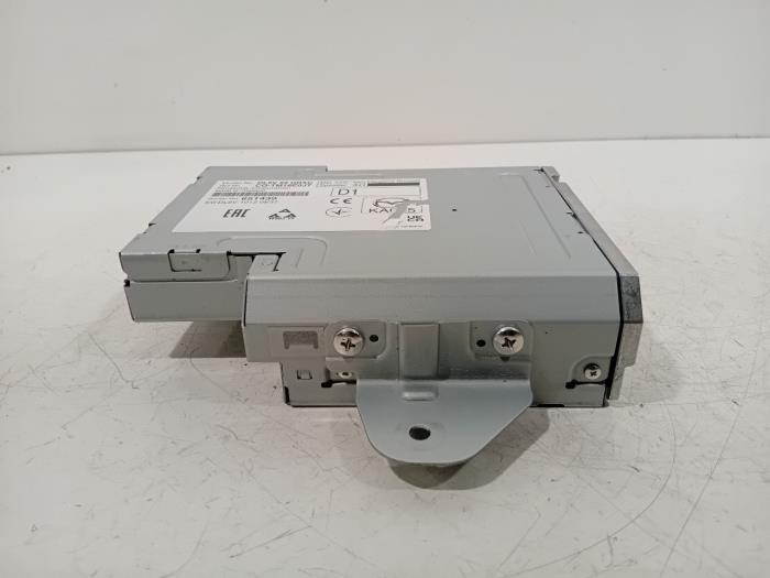 Used Computer, miscellaneous Mazda 2 Price € 90,00 Margin scheme offered by Van der Ven Autorecycling B.V.