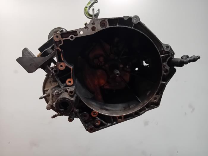 Gebrauchte Getriebe Peugeot 308 Preis € 94,99 Margenregelung angeboten von Van der Ven Autorecycling B.V.