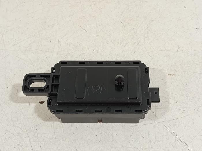 Gebrauchte Tempomat Sensor BMW 4-Serie Preis € 25,00 Margenregelung angeboten von Van der Ven Autorecycling B.V.