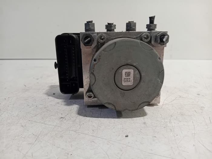 Usagé Bloc ABS Citroen C3 Prix € 70,00 Règlement à la marge proposé par Van der Ven Autorecycling B.V.