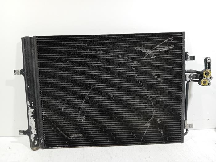 Usagé Radiateur clim Landrover Freelander Prix € 25,00 Règlement à la marge proposé par Van der Ven Autorecycling B.V.