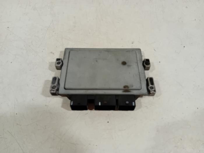 Used Engine management computer Dacia Sandero Price € 70,00 Margin scheme offered by Van der Ven Autorecycling B.V.