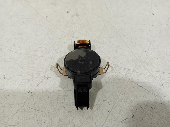 Begagnade Regnsensor Mercedes A-Klasse Pris € 20,00 Marginaltabell erbjuds av Van der Ven Autorecycling B.V.