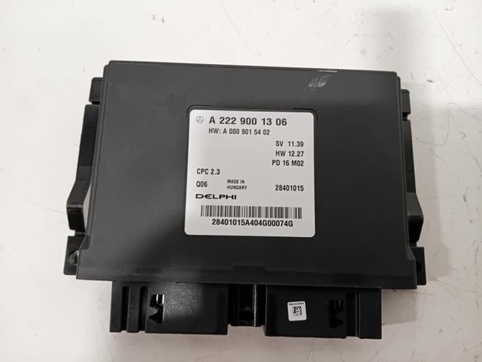 Usagé Ordinateur divers Mercedes C-Klasse Prix € 85,00 Règlement à la marge proposé par Van der Ven Autorecycling B.V.