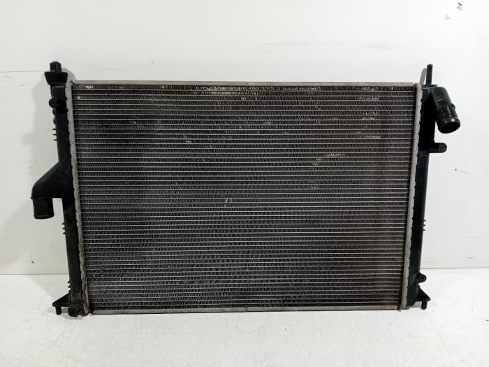 Used Radiator Dacia Sandero Price € 90,00 Margin scheme offered by Van der Ven Autorecycling B.V.