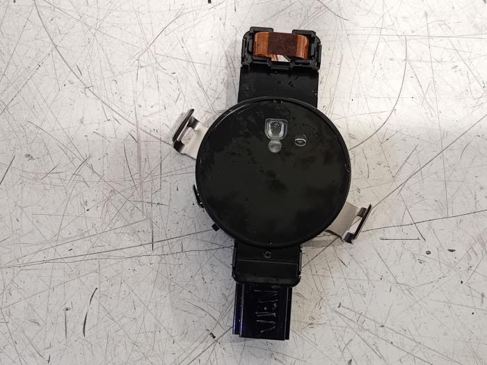 Begagnade Regnsensor BMW IX Pris € 60,00 Marginaltabell erbjuds av Van der Ven Autorecycling B.V.