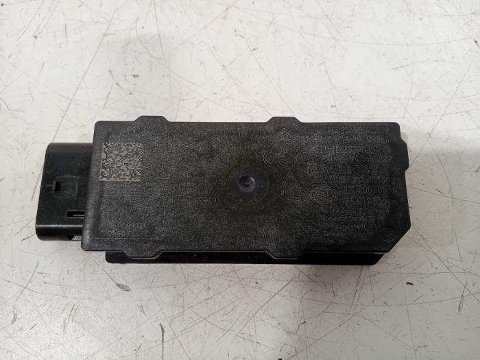 Used Computer, miscellaneous Volkswagen Golf Price € 20,00 Margin scheme offered by Van der Ven Autorecycling B.V.