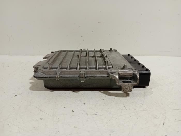 Engine management computer from a Mercedes C-Klasse 2014
