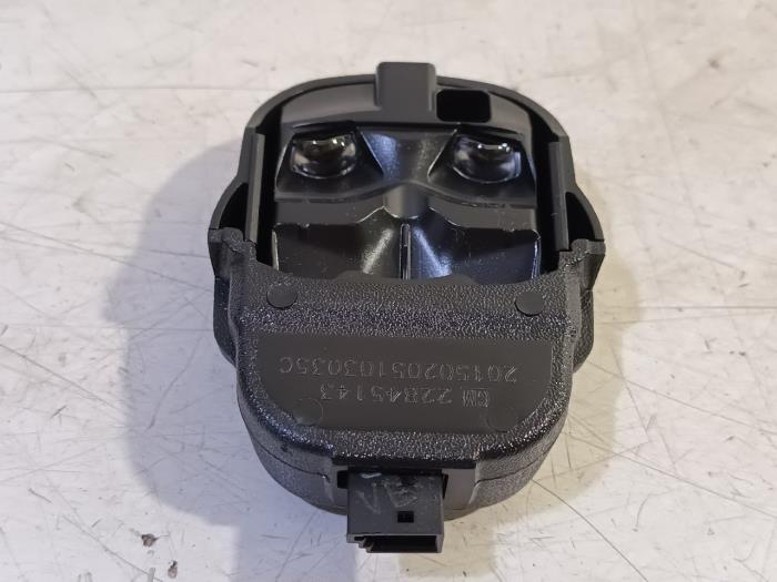 Begagnade Regnsensor Opel Zafira Pris € 20,00 Marginaltabell erbjuds av Van der Ven Autorecycling B.V.