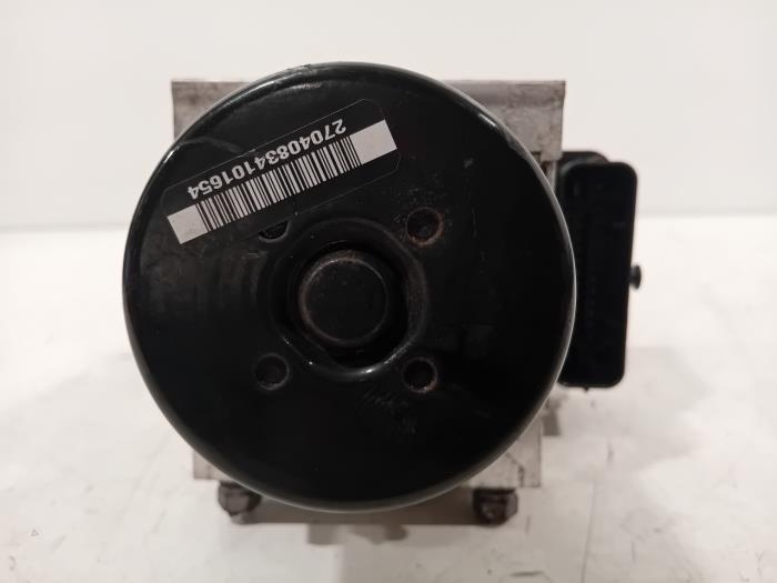 Begagnade ABS-pump Fiat Doblo Pris € 99,99 Marginaltabell erbjuds av Van der Ven Autorecycling B.V.