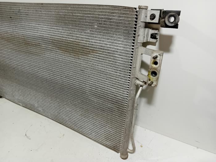 Radiateur clim d'un Hyundai Santafe 2006