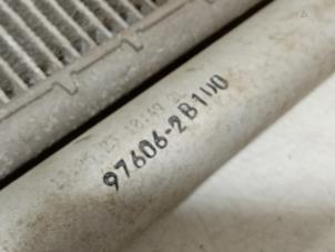 Radiateur clim d'un Hyundai Santafe 2006