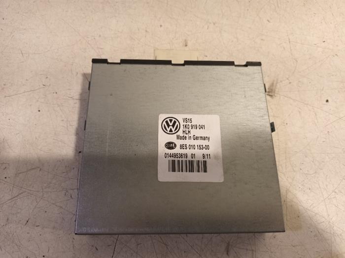 Usagé Ordinateur divers Seat Alhambra Prix € 20,00 Règlement à la marge proposé par Van der Ven Autorecycling B.V.