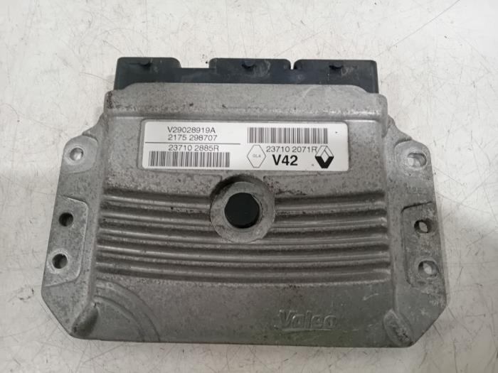Used Engine management computer Renault Clio Price € 170,00 Margin scheme offered by Van der Ven Autorecycling B.V.