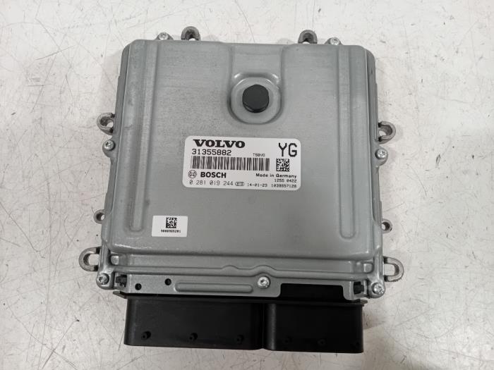 Used Engine management computer Volvo V60 Price € 85,00 Margin scheme offered by Van der Ven Autorecycling B.V.