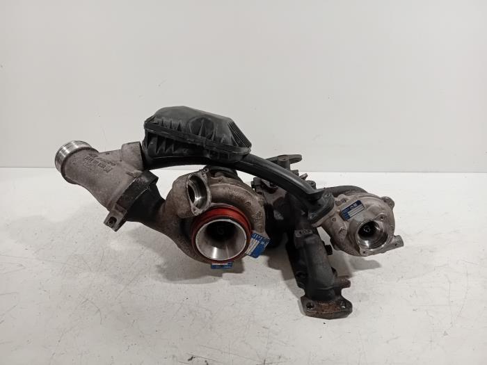 Używane Turbo Volvo V60 Cena € 299,99 Procedura marży oferowane przez Van der Ven Autorecycling B.V.