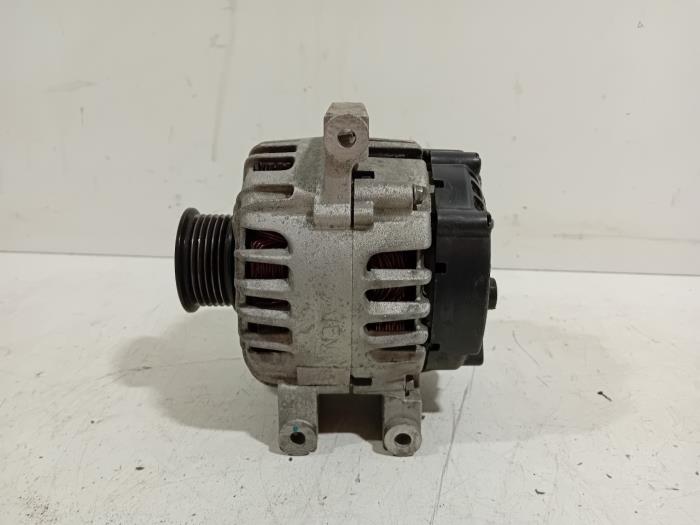 Begagnade Dynamo Opel Astra Pris € 50,00 Marginaltabell erbjuds av Van der Ven Autorecycling B.V.