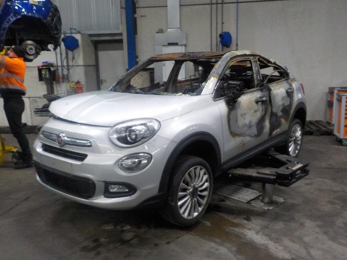 Dynamo van een Fiat 500X 2015