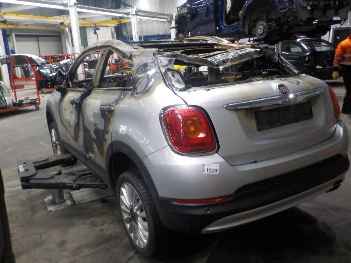Dynamo van een Fiat 500X 2015