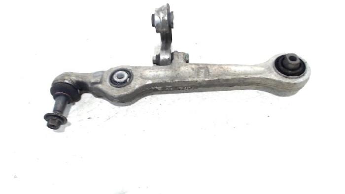 Gebrauchte Querlenker links vorne Audi A4 Preis € 14,00 Margenregelung angeboten von Van der Ven Autorecycling B.V.
