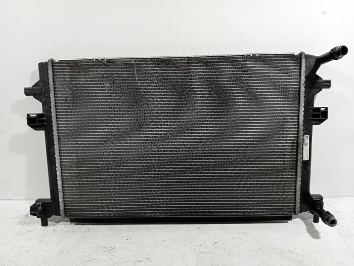 Usagé Radiateur Audi A3 Prix € 99,00 Règlement à la marge proposé par Van der Ven Autorecycling B.V.
